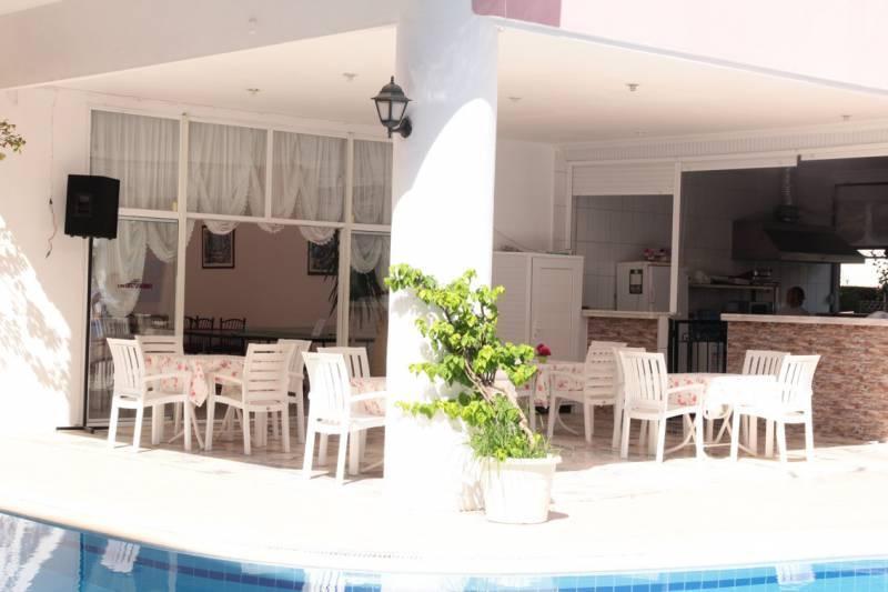Bella Rose Hotel, Lägenhetshotell 3*